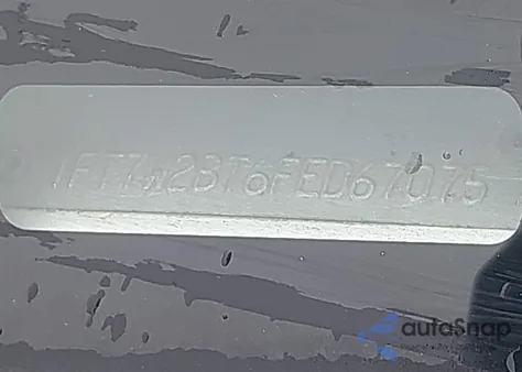 2015 Ford F-250 Xlt z USA, uszkodzony, nr VIN 1FT7W2BT6FED67075